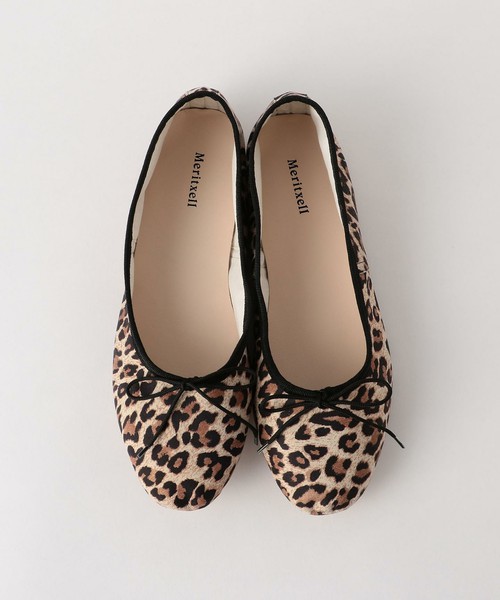 MERITXELLレオパードレザーバレエシューズ