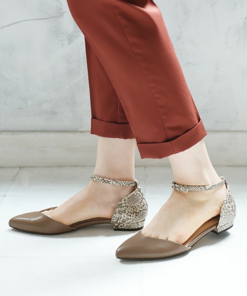 パイソン柄コンビポインテッドトゥセパレートパンプス