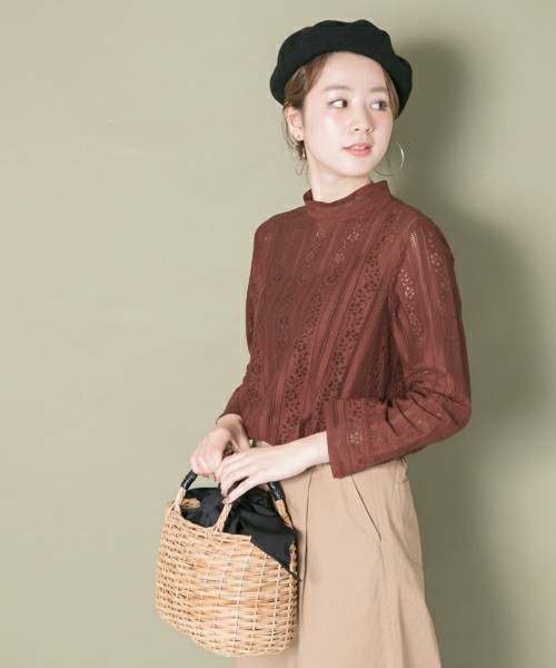 スタンドネック総レースブラウス