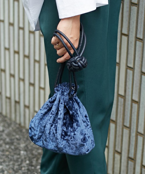 クラッシュベロアポシェット