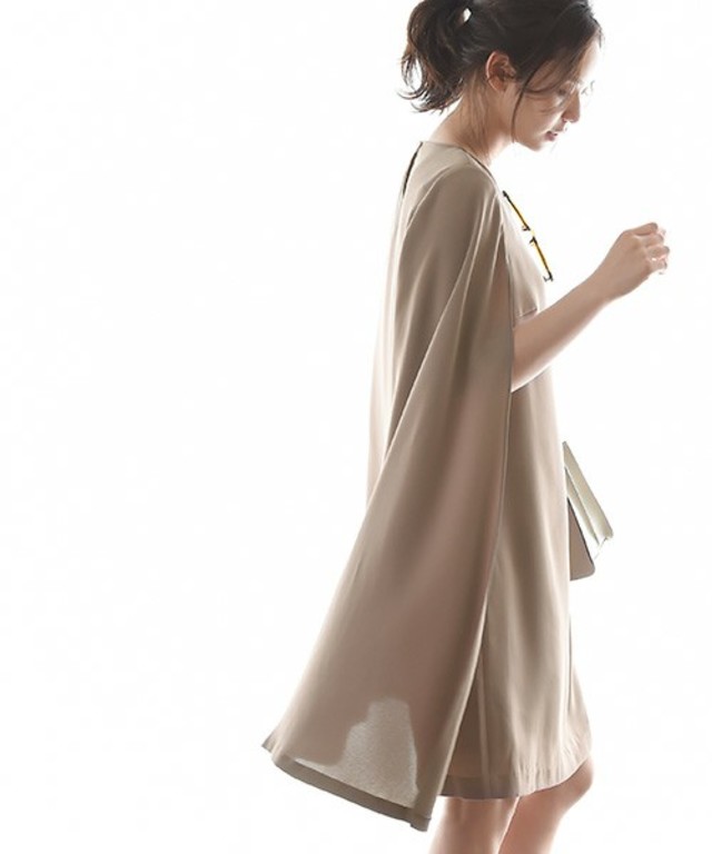 ロングケープドレス