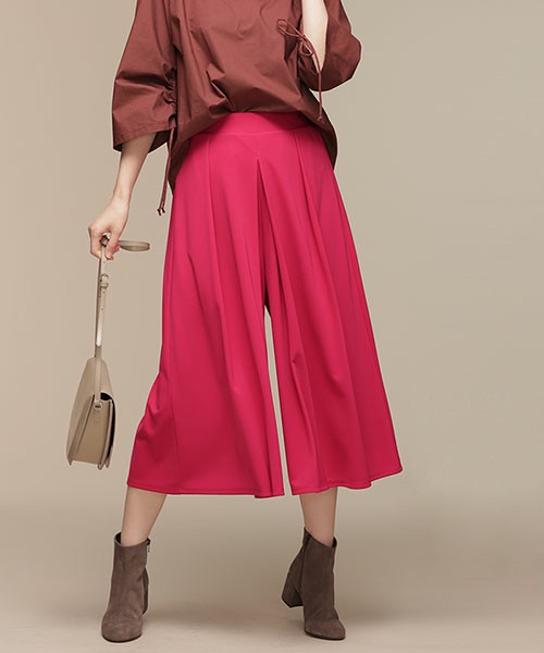 イージータックパンツ