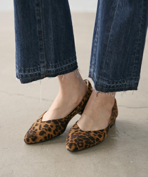 VカットフラットパンプスAW