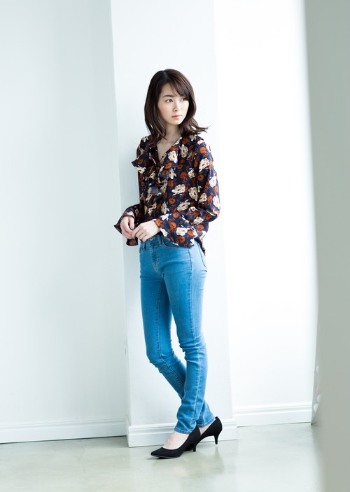 花柄フリルブラウス