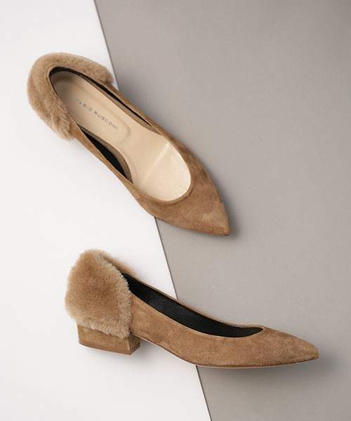 ヒップファーローヒールパンプス