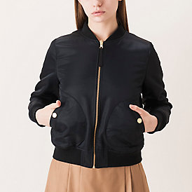 リバーシブルブルゾン