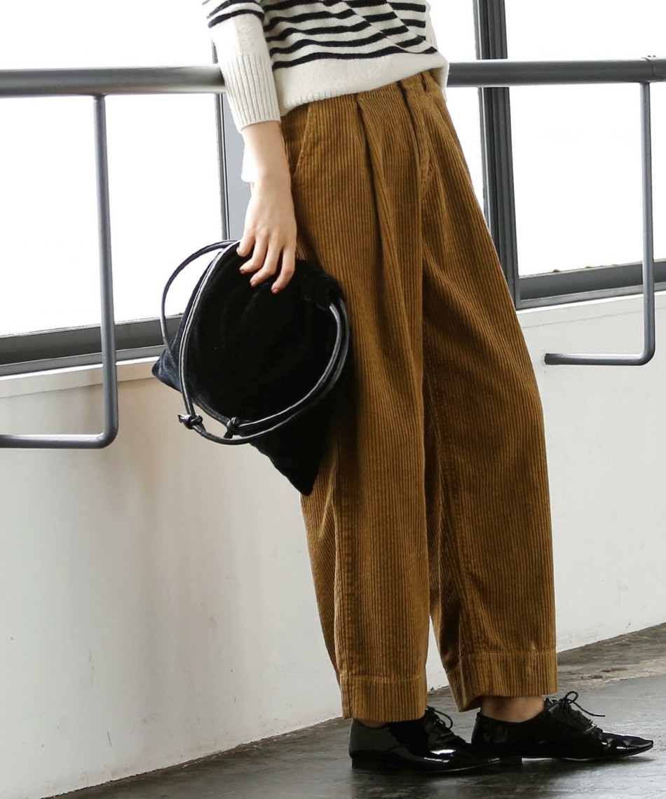 コーデュロイワイドパンツ