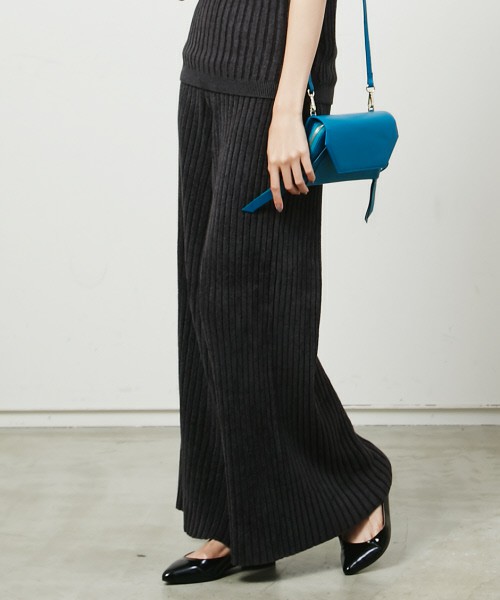 ベロアリブニットパンツ