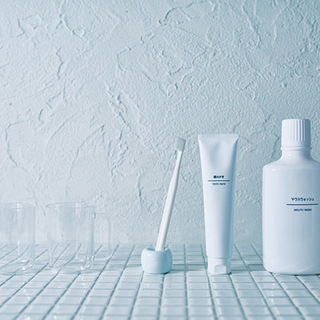 白磁歯ブラシスタンド　１本用