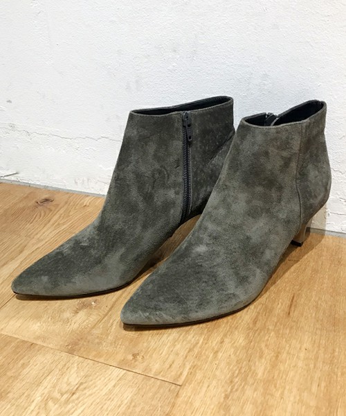 レザーショートブーツ