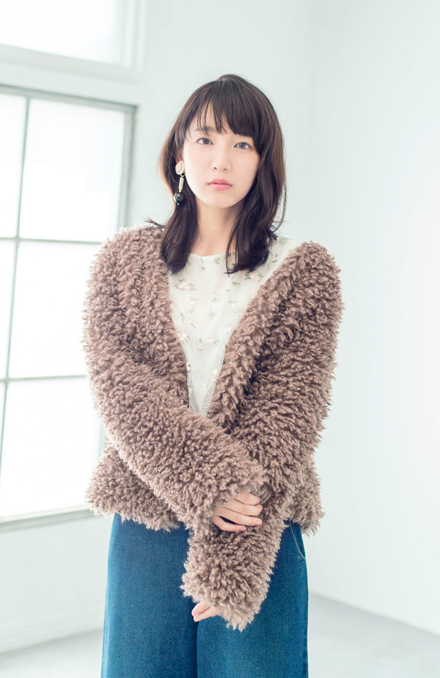 ＜吉岡里帆さんコラボ＞プードルフェイクファーコート