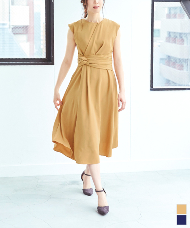 バックレースアップワンピース