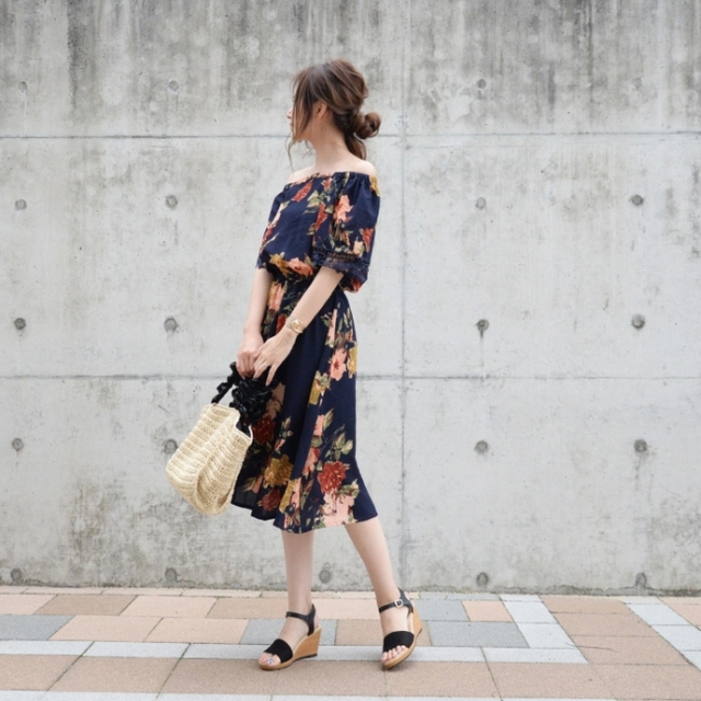 花柄切り替えレースワンピース