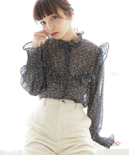 花柄スタンドフリルブラウス