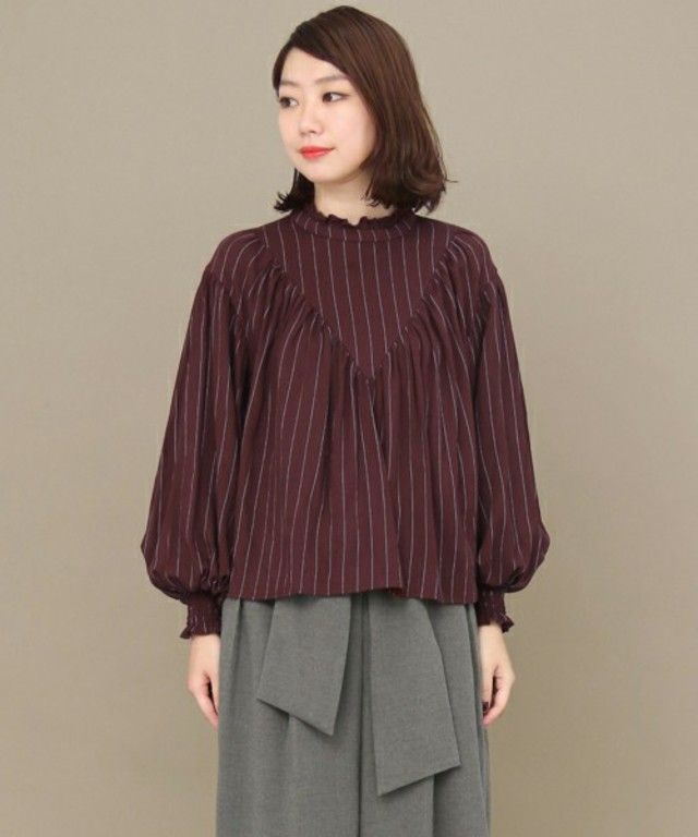 ハイネックストライプブラウス