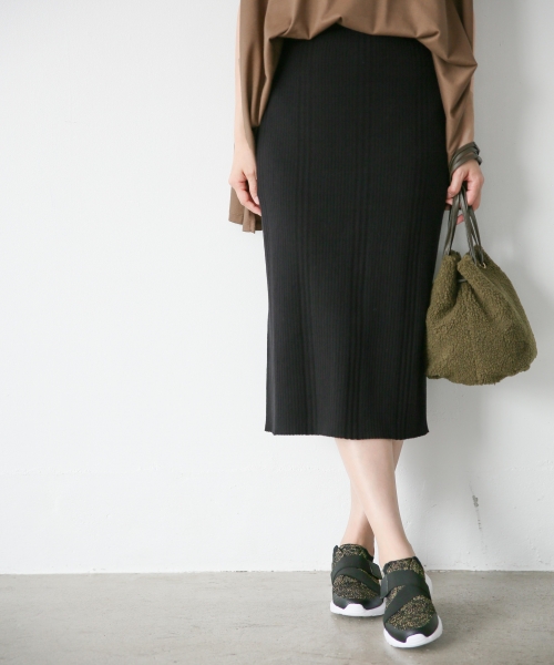 Iラインランダムリブスカート