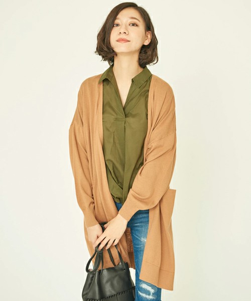 シンプルニットカーディガン