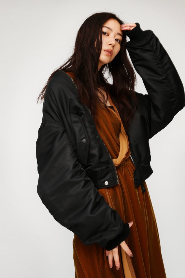 OVERSIZED BOMBER JACKET