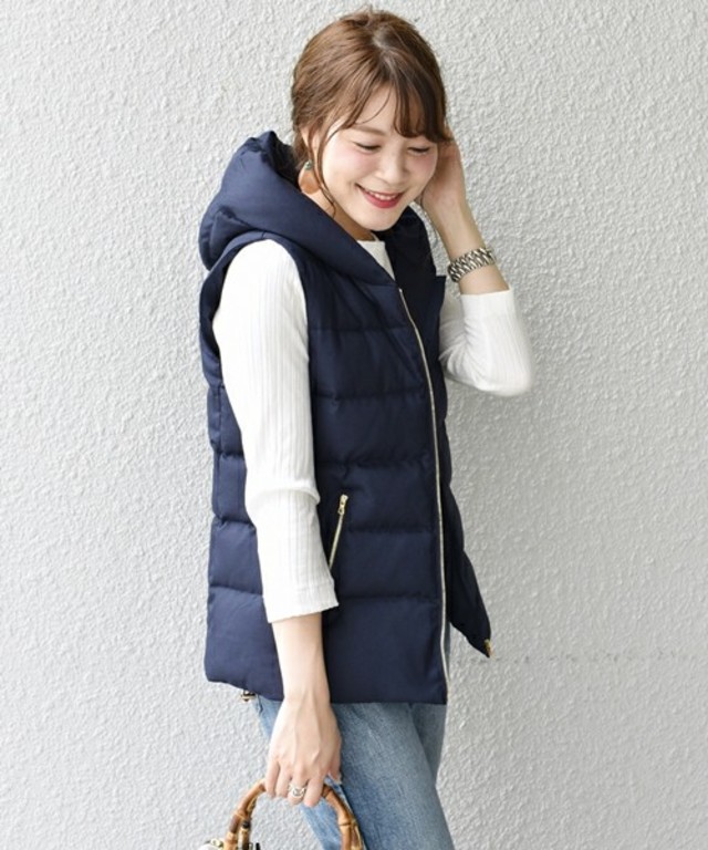 フードダウンベスト