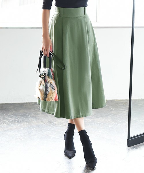 タックフレアスカート