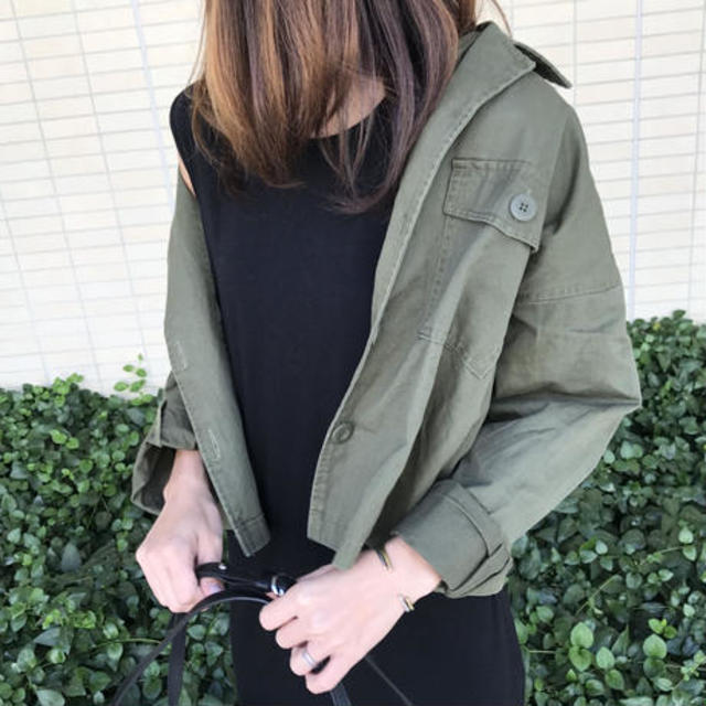 ショート丈長袖ミリタリージャケット