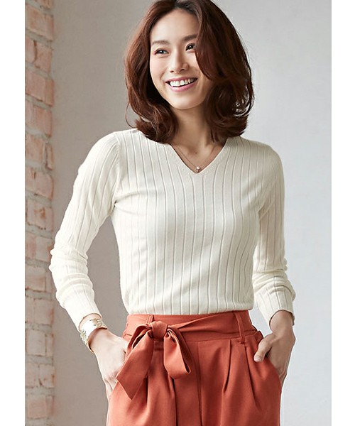 UVカット＆お家で洗える Vネック長袖リブニット