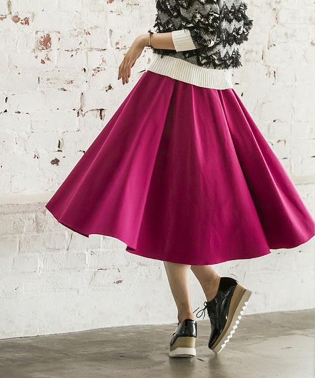 サーキュラースカート