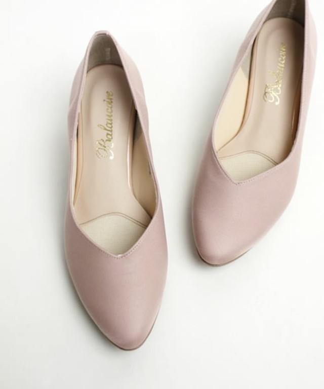 強撥水レイン対応　Ｖカットパンプス