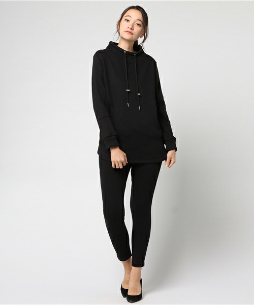 SLOWGAN/ボリュームネック スウェット セットアップ