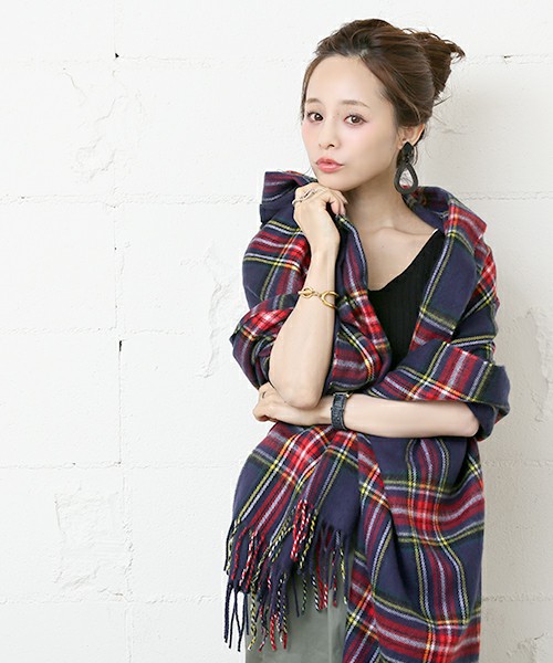 差し色チェック柄ふんわり大判ストール