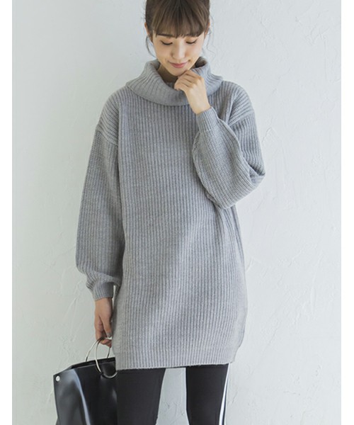 ルーズタートルネックニットワンピース