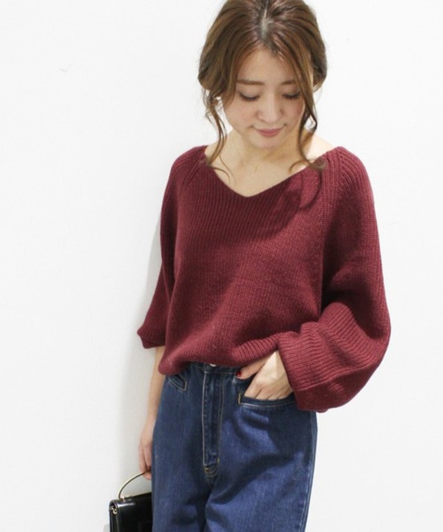 Vネック片畦ニット
