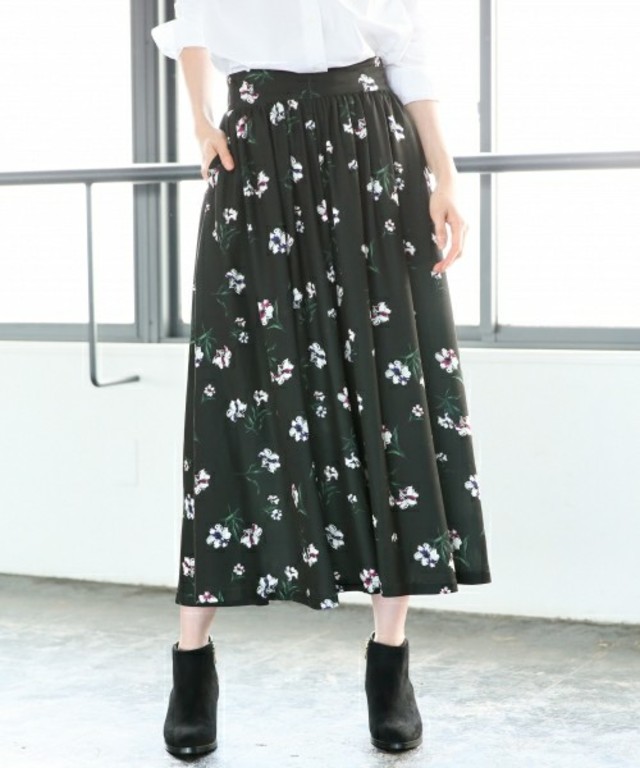 フラワースカーチョ