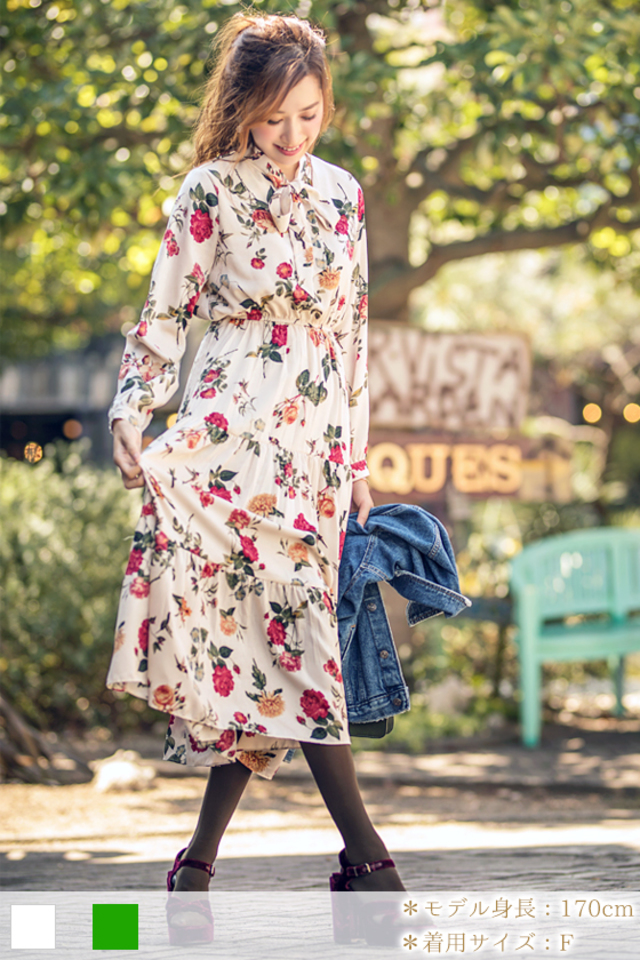 ボータイ付きフラワーワンピース