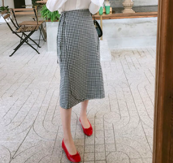 ラップチェックスカート