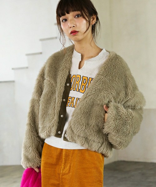 リバーシブルボアブルゾン