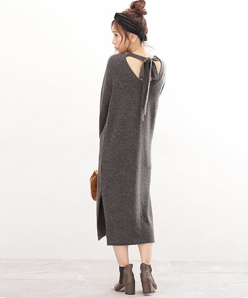 バックリボンロングニットワンピース