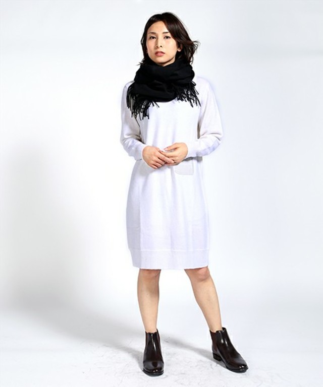 ニットワンピース