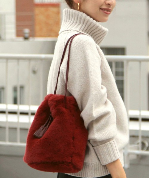 フェイクファータッセルドローストバッグ