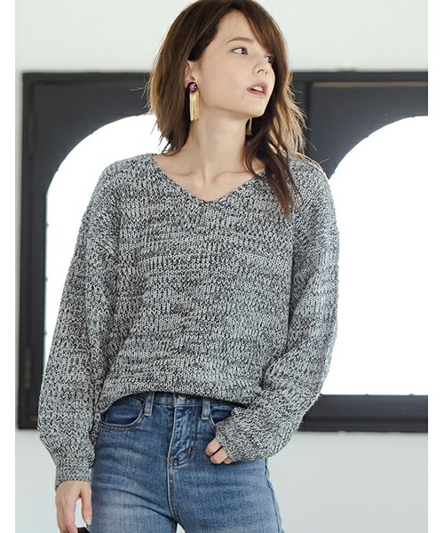 ざっくりルーズニットVネックトップス