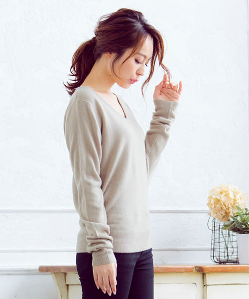 カシミアタッチニットトップス