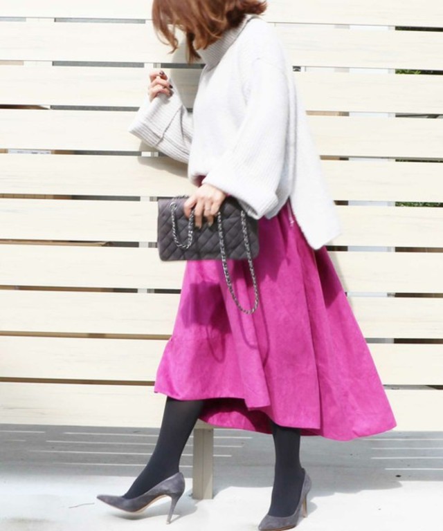 フェイクスエード素材ひざ丈サーキュラースカート