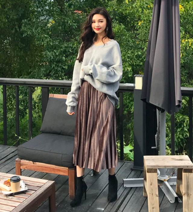 ウエストストレッチベロアプリーツスカート