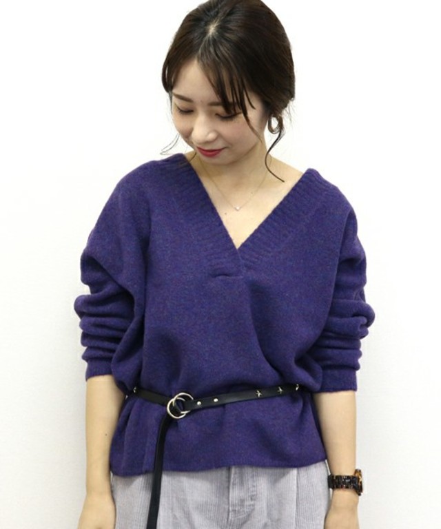 モチモチヤクVプルオーバーニット