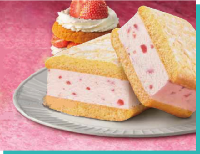 セブンプレミアム 苺のケーキサンド