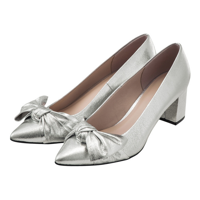 リボンパンプス