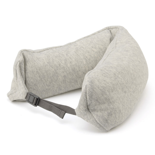綿裏毛フィットするネッククッション　グレー・約１６．５×６７ｃｍ