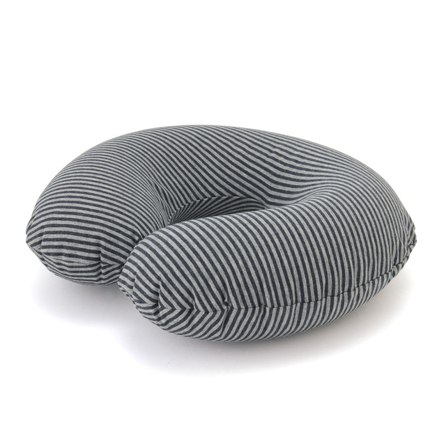 綿天竺携帯用ネッククッション　杢ネイビー×杢グレー・約３７×４５ｃｍ