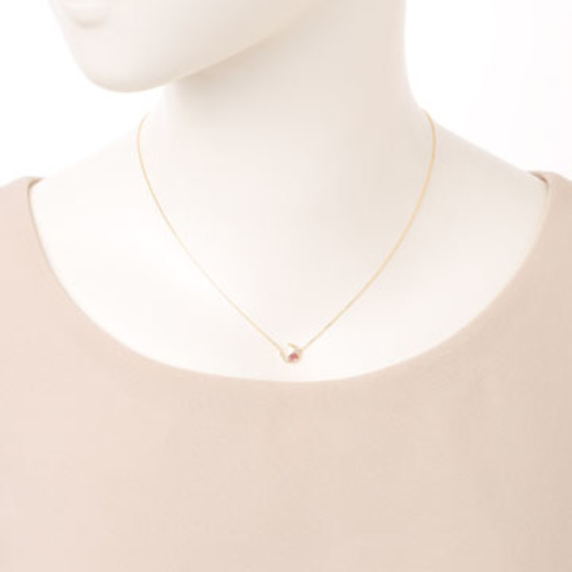 GARNET MOON NECKLACE