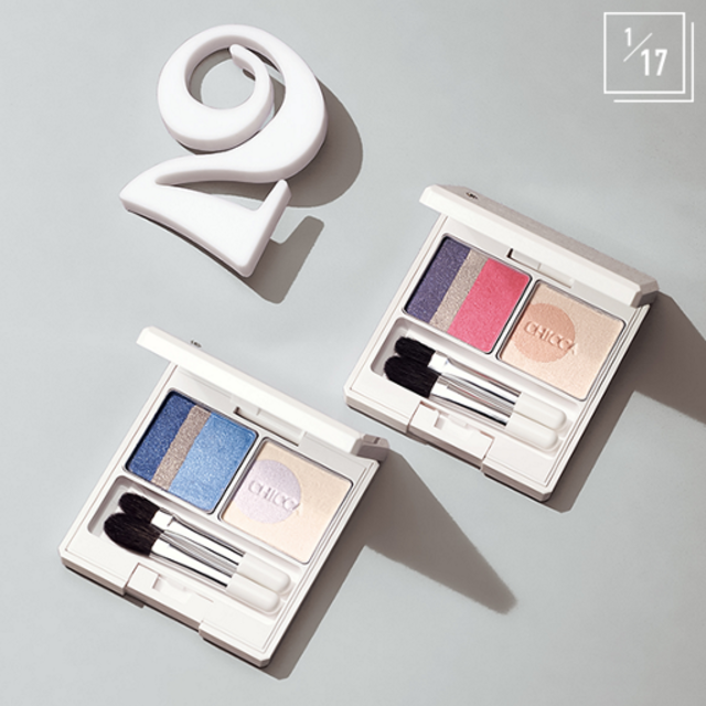 フローレスグロウリッドテクスチャーアイシャドウ